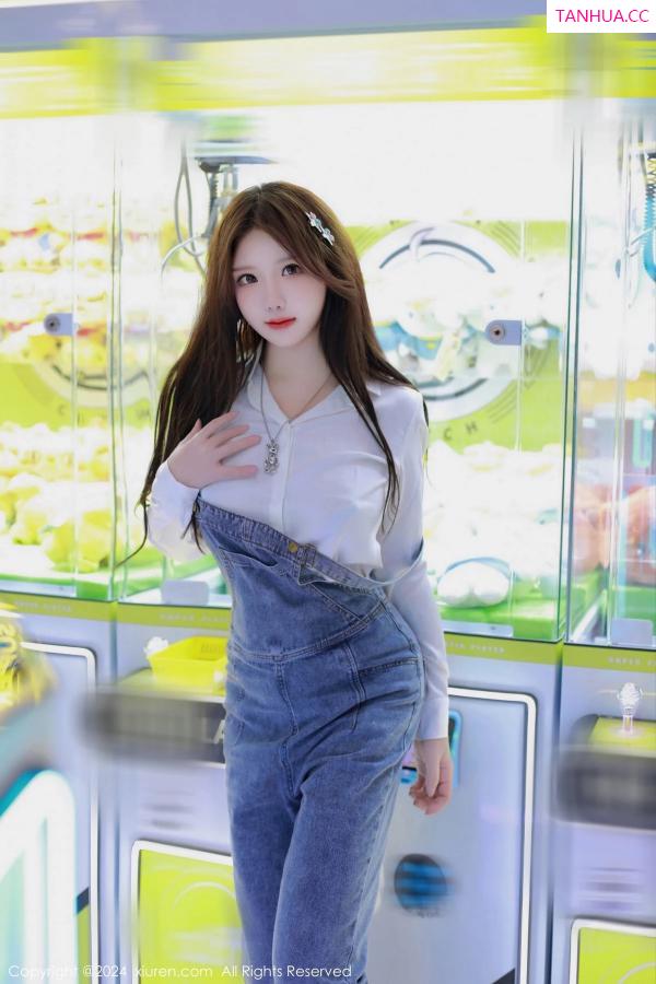   [XiuRen]高清写真图 2024.02.07 No.8087 小薯条nienie 美腿性感第10张图片